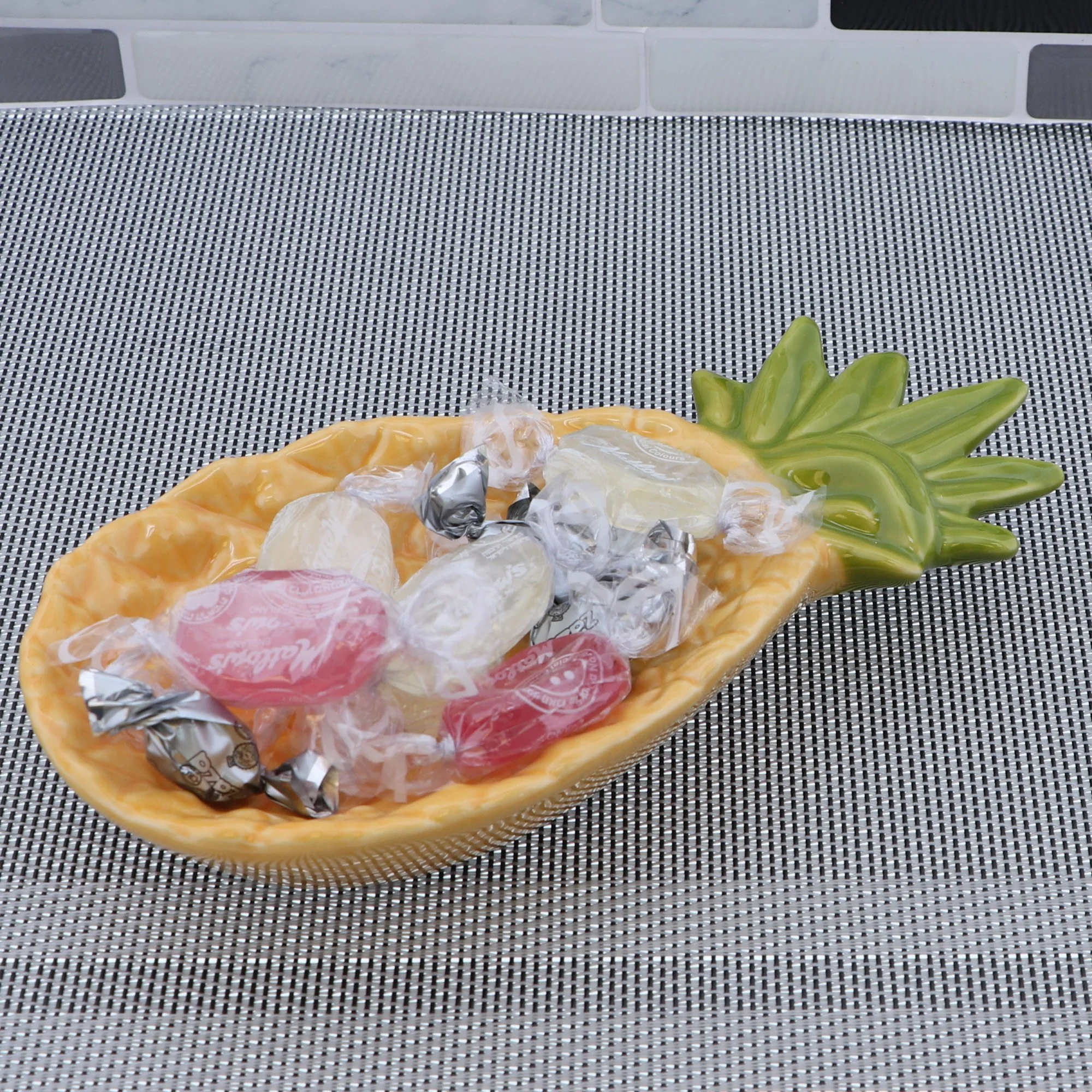 Ceramic Pineapple Decor Trinket or Dessert Small Serving Plates - Image 4